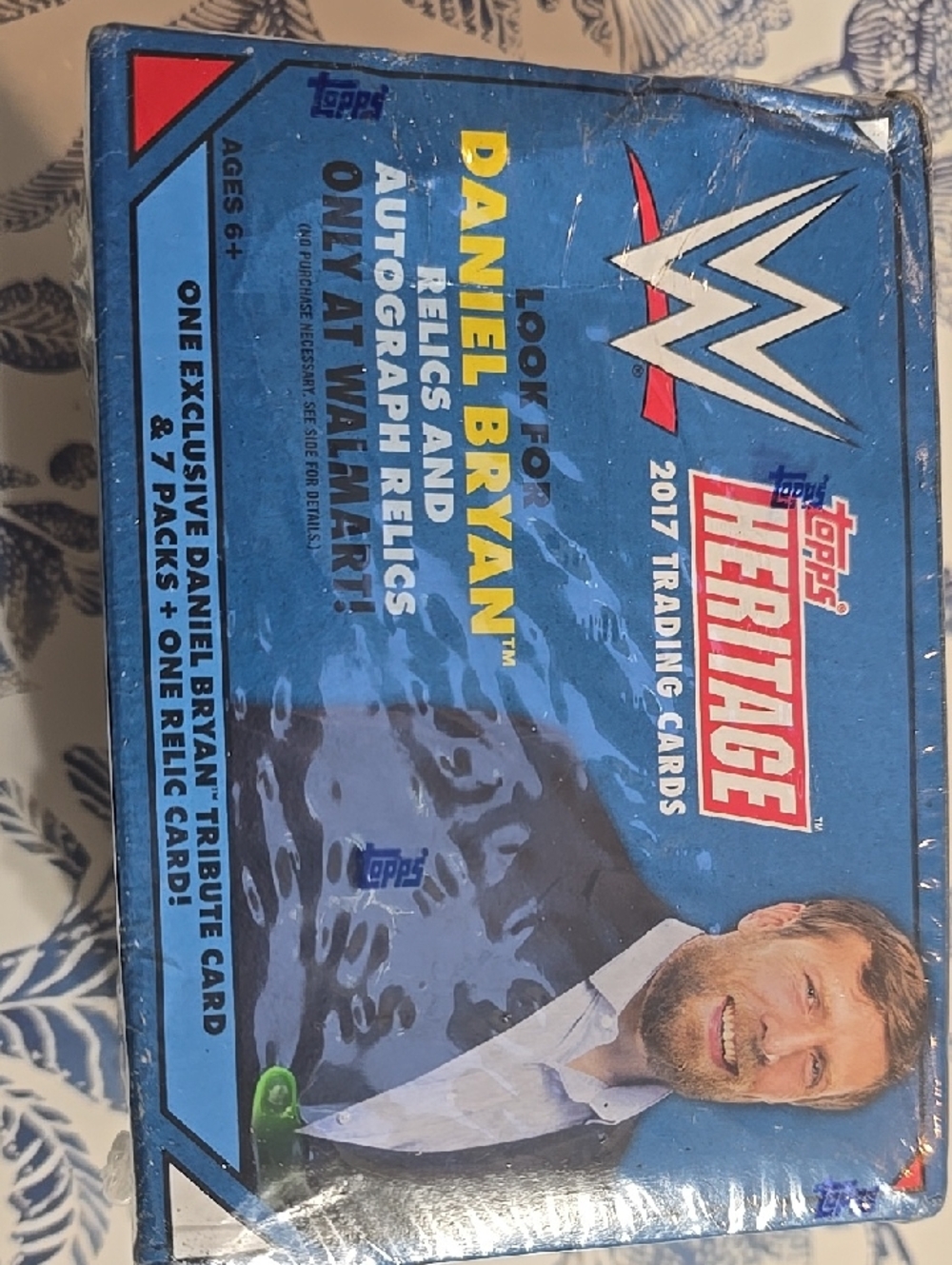 2017 Topps WWE Heritage Blue Trading Card Box